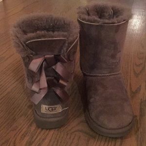 Charcoal Grey Girls Ugg Bailey Bow Boots